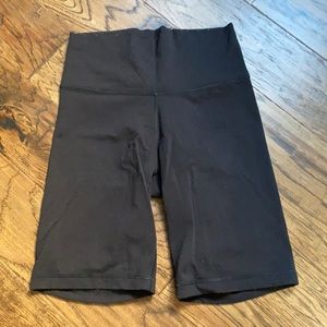 TNA biker shorts 9”